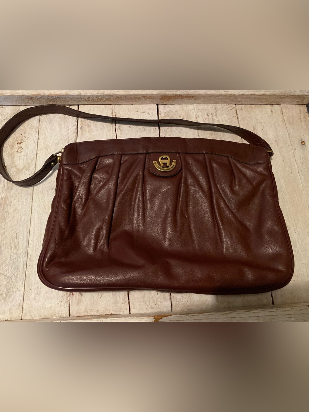 Vintage Etienne Aigner Classic Brown Leather Shoulder Bag